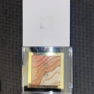 2 brand new highlighters